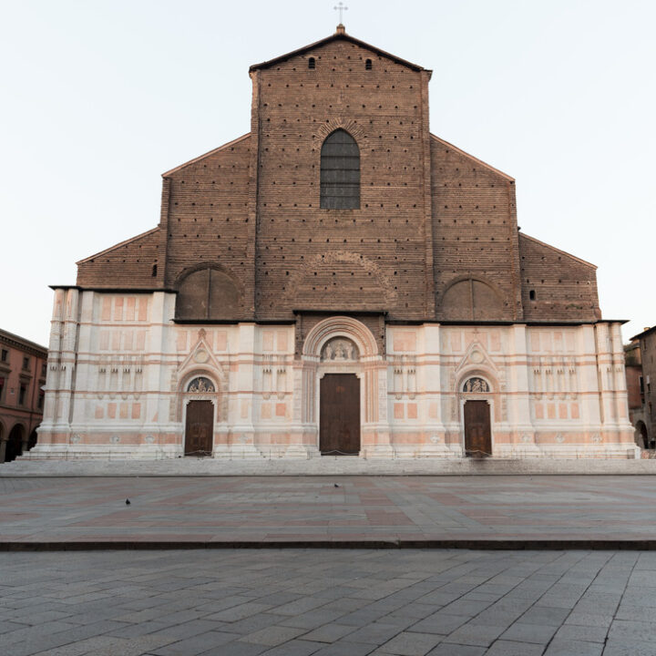 The two faces of the Basilica of San Petronio in Bologna