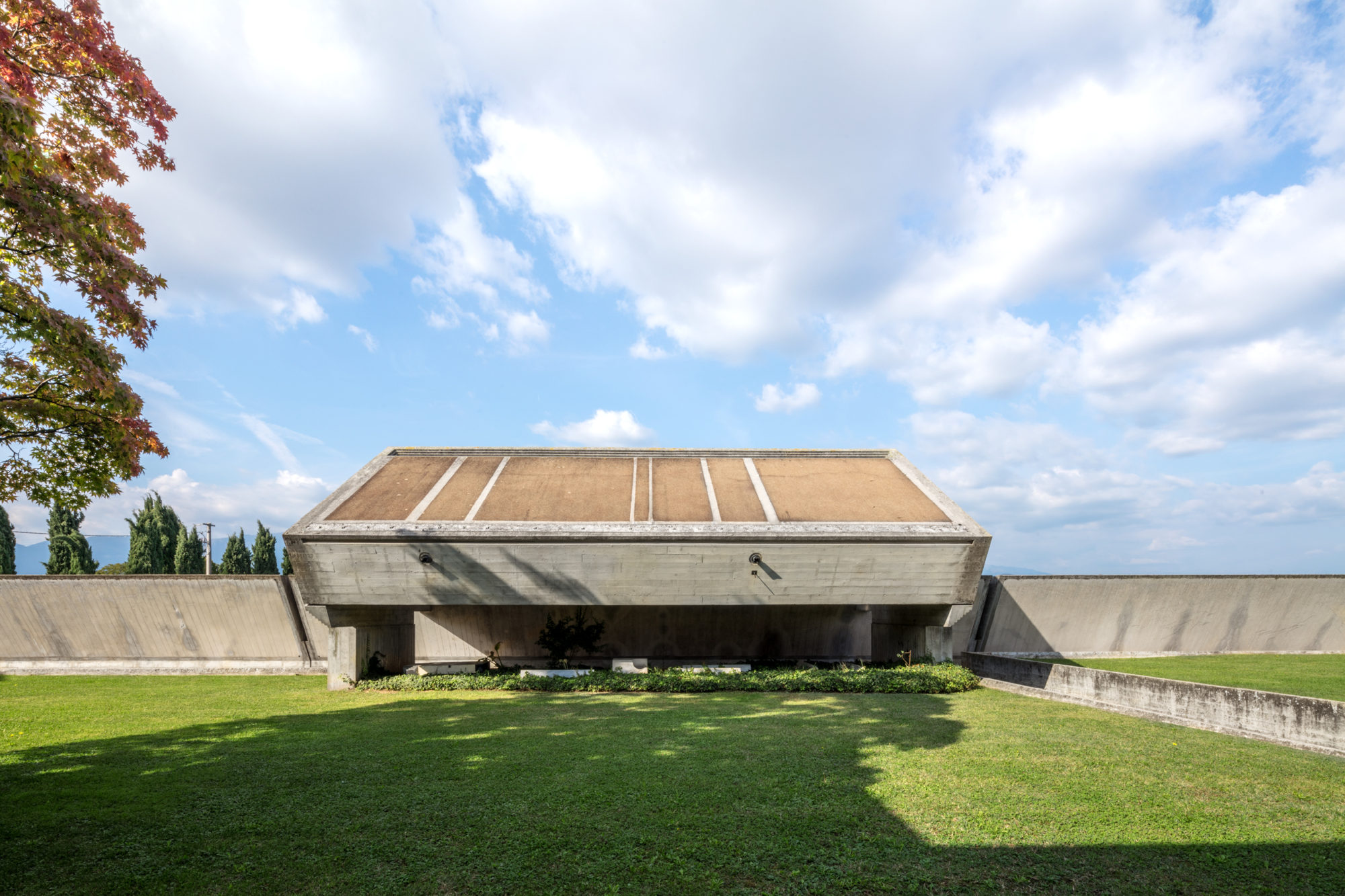 Carlo Scarpa Brion Sanctuary Cemetery Tomba