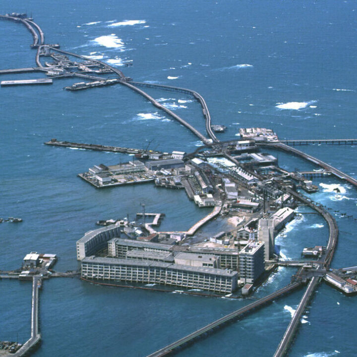 Neft Daşları, a Sprawling City on the Sea