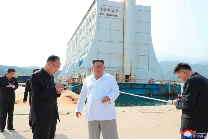 Haegumgang Hotel Great Bareer Reef Australia North Korea Vietnam